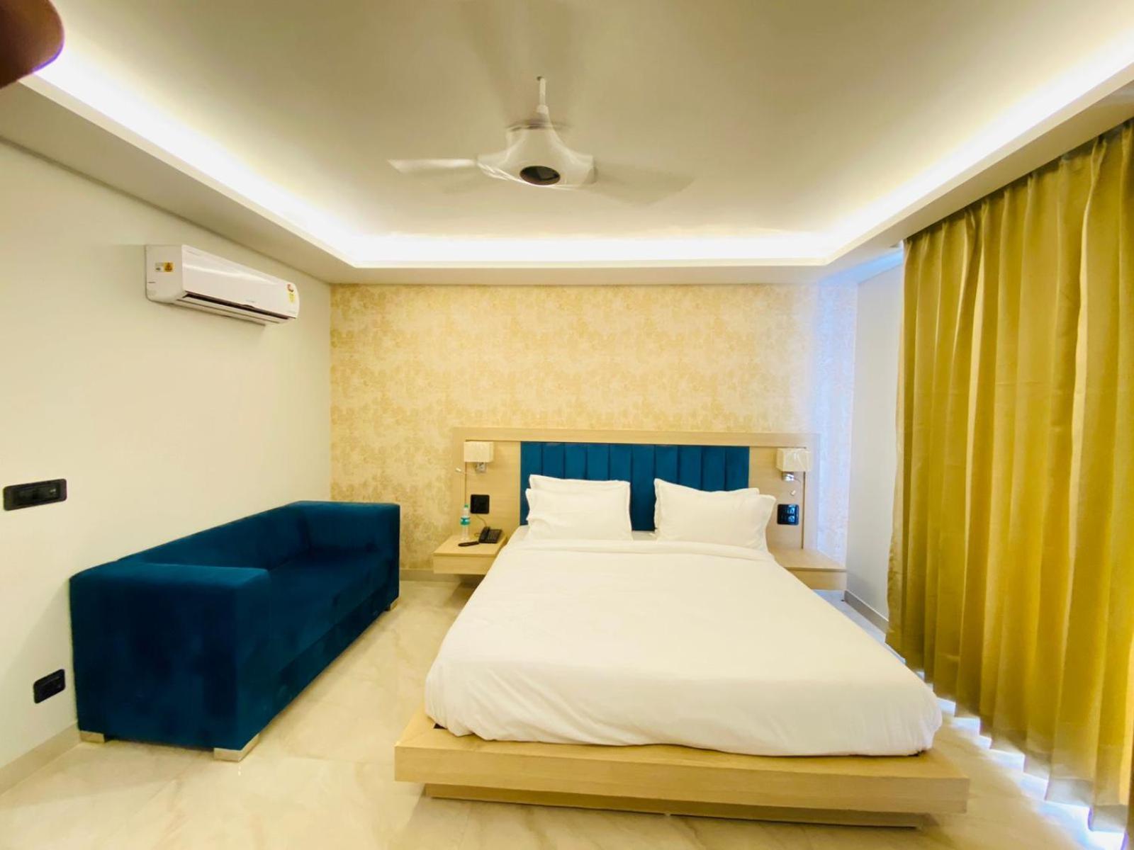 Hotel Holiday Grand Greater Noida Dış mekan fotoğraf