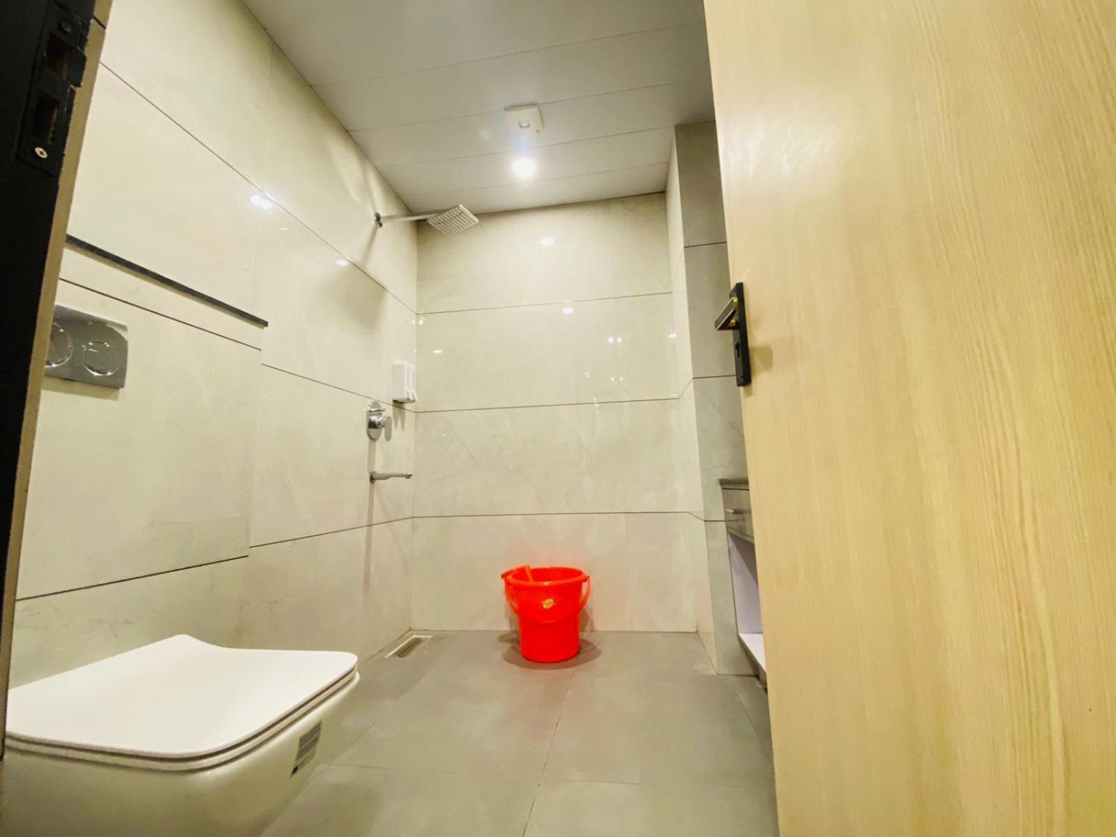 Hotel Holiday Grand Greater Noida Dış mekan fotoğraf