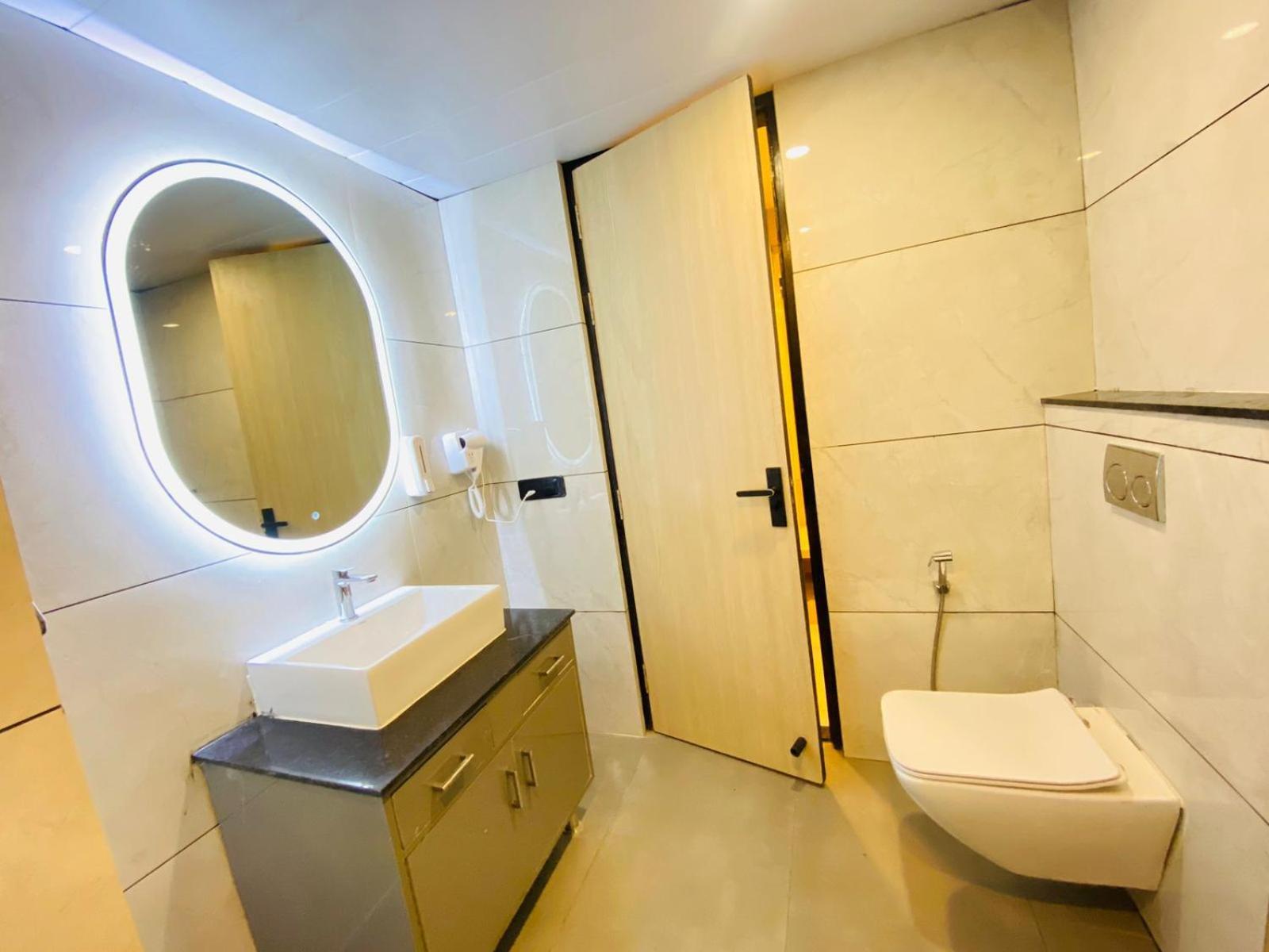 Hotel Holiday Grand Greater Noida Dış mekan fotoğraf