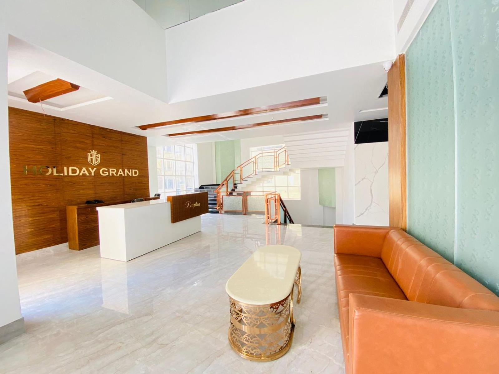 Hotel Holiday Grand Greater Noida Dış mekan fotoğraf